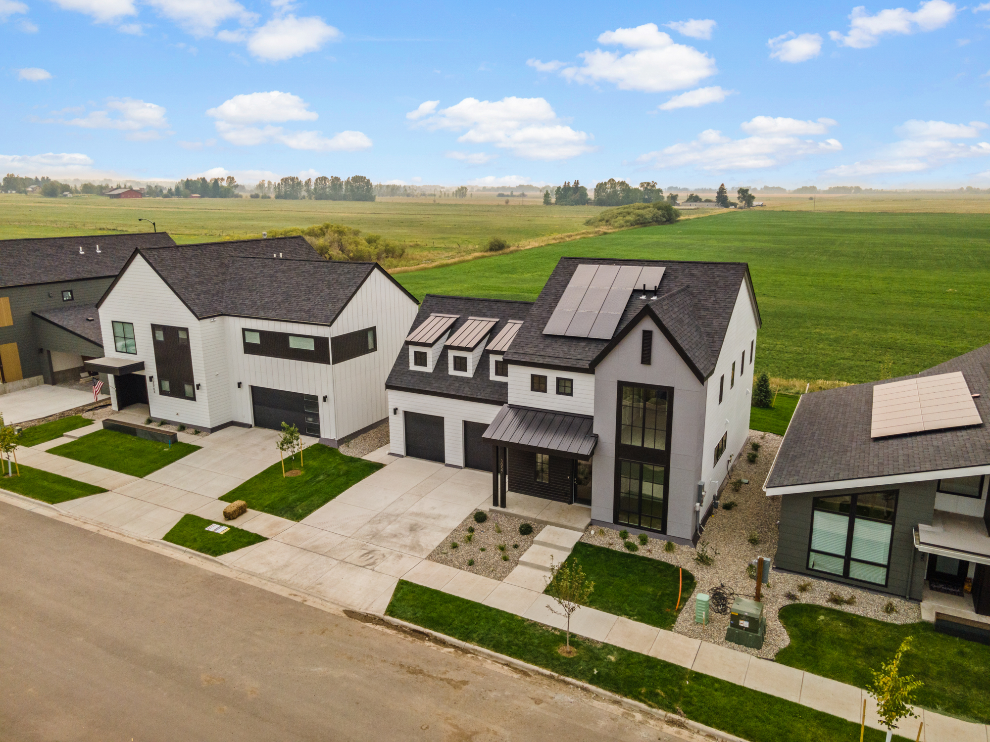 Saul Creative-3057 S 31st Ave-Everdawn Charles-Gran Cielo Bozeman-0161