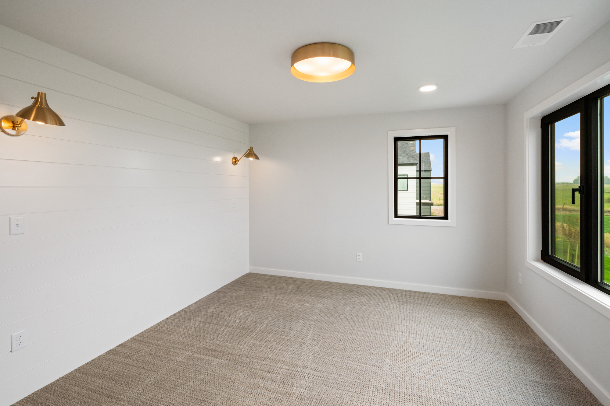 Saul Creative-3057 S 31st Ave-Everdawn Charles-Gran Cielo Bozeman-7342