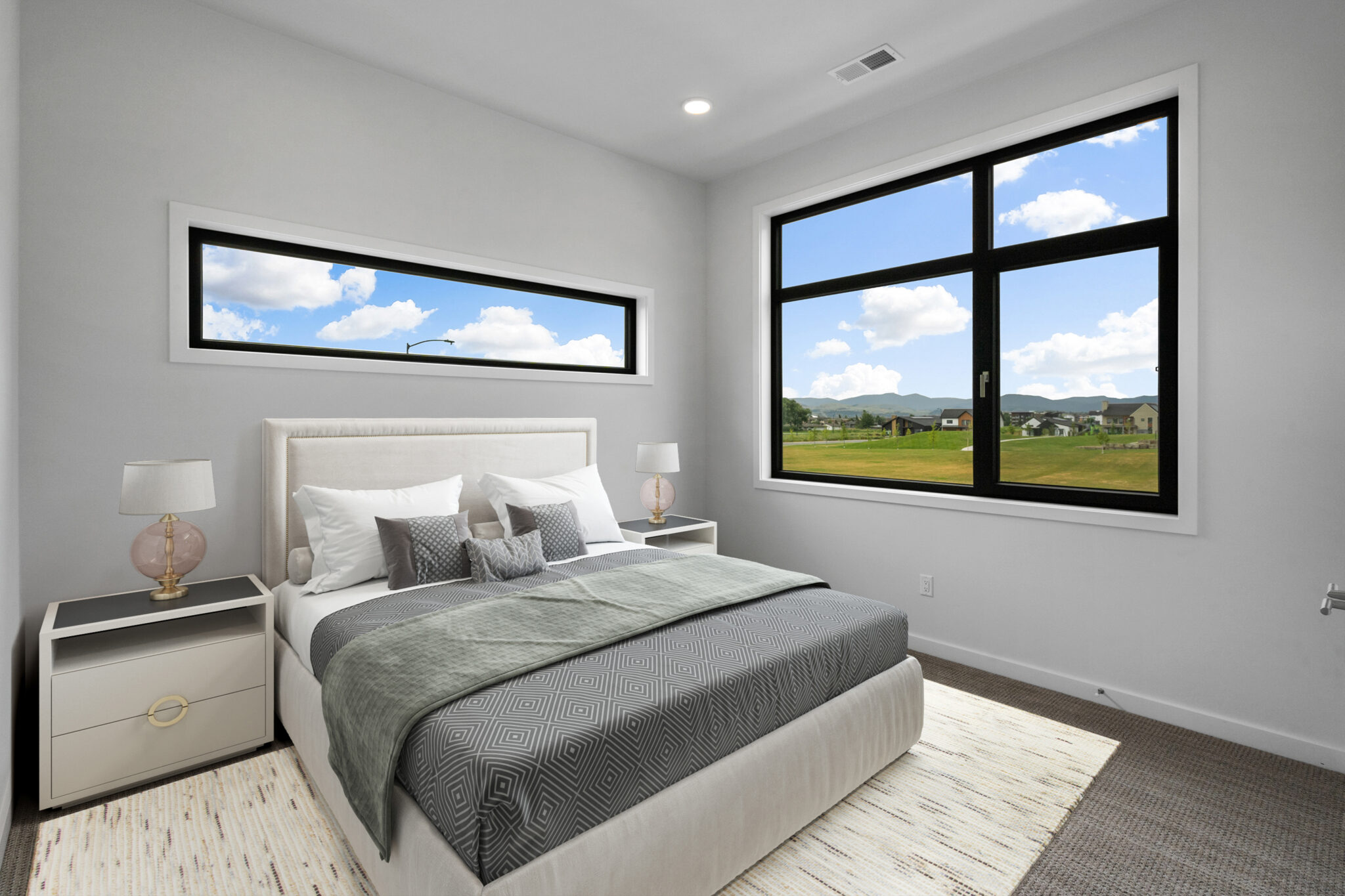Guest Bedroom - Saul Creative-3009 South 30th Avenue-Lisa Collins-Berkshire Hathaway HomeServices-DSC03933_final