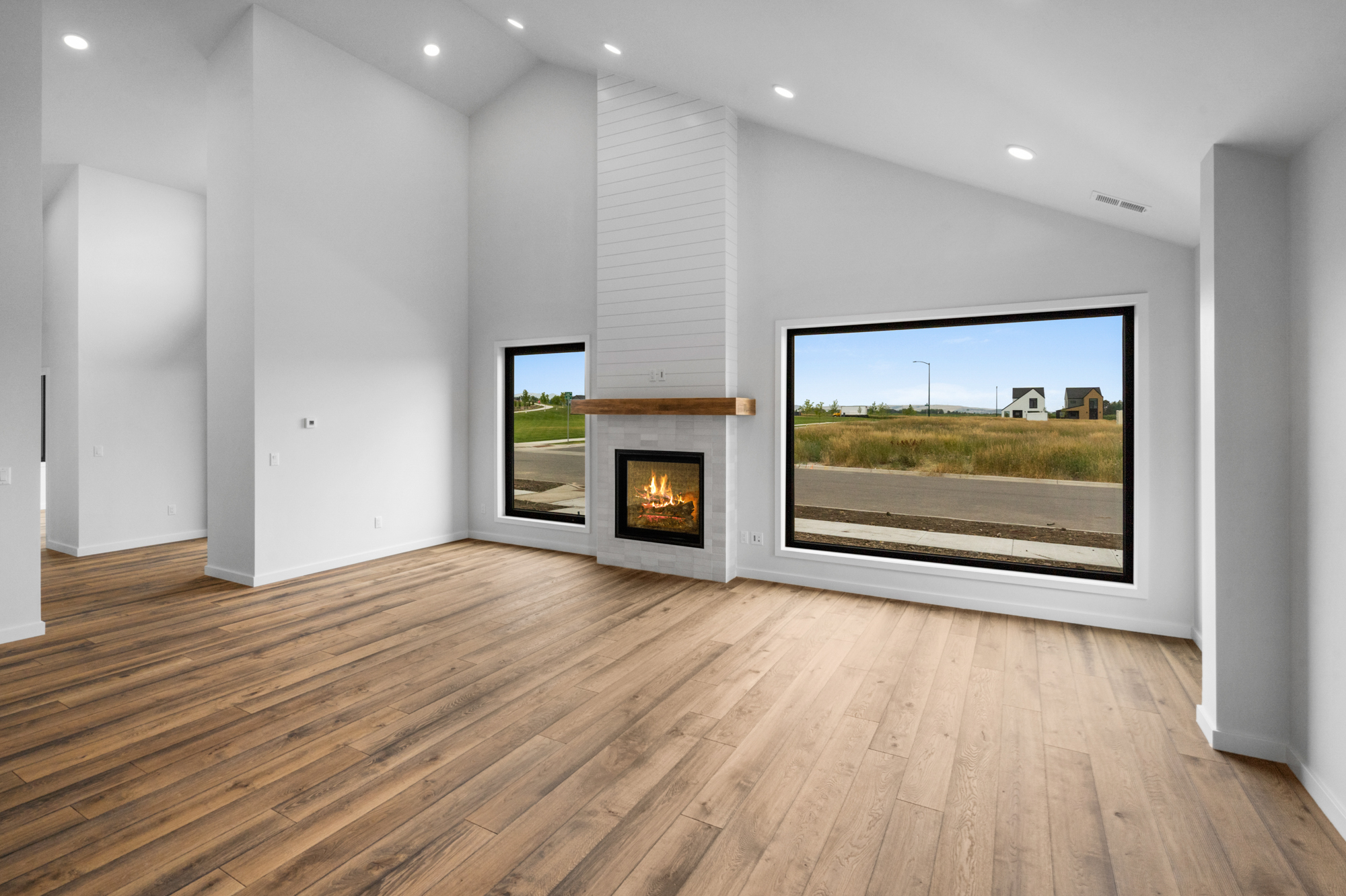 Saul Creative-2914 South 28th Avenue-Lisa Collins-Berkshire Hathaway HomeServices-DSC07531