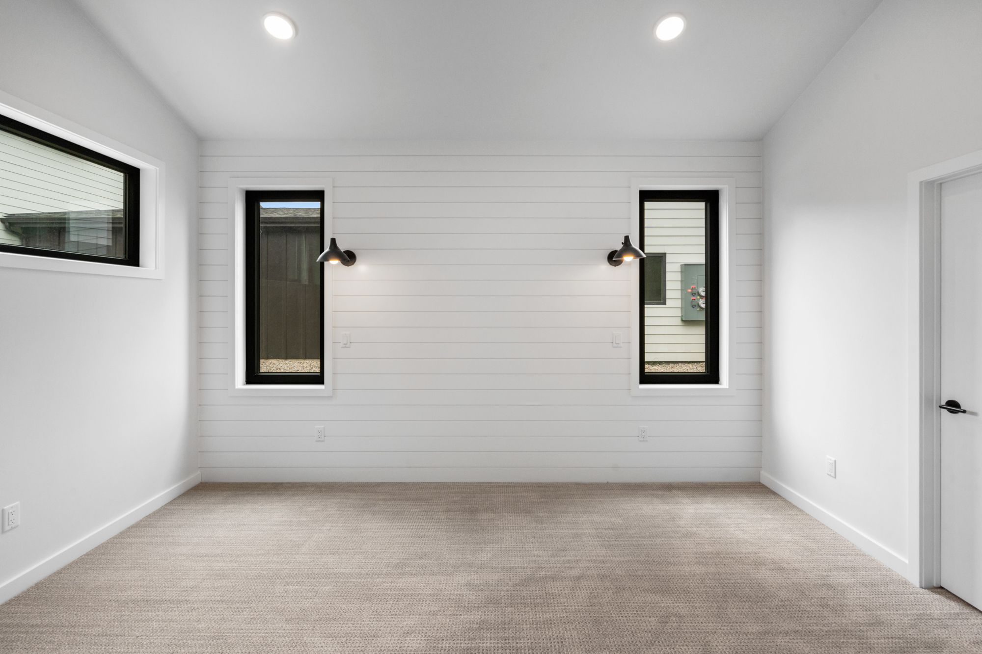 Saul Creative-2914 South 28th Avenue-Lisa Collins-Berkshire Hathaway HomeServices-DSC07586