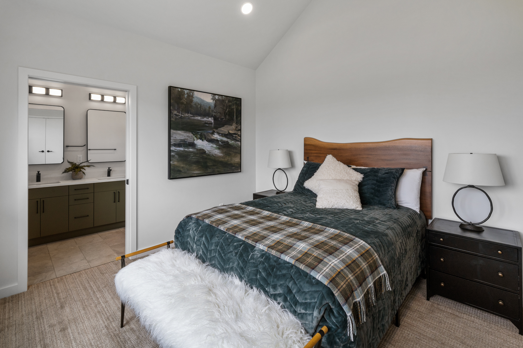 Saul Creative-3008 South 28th Ave-Gran Cielo-Lisa Collins-Berkshire Hathaway HomeServices Montana-00962