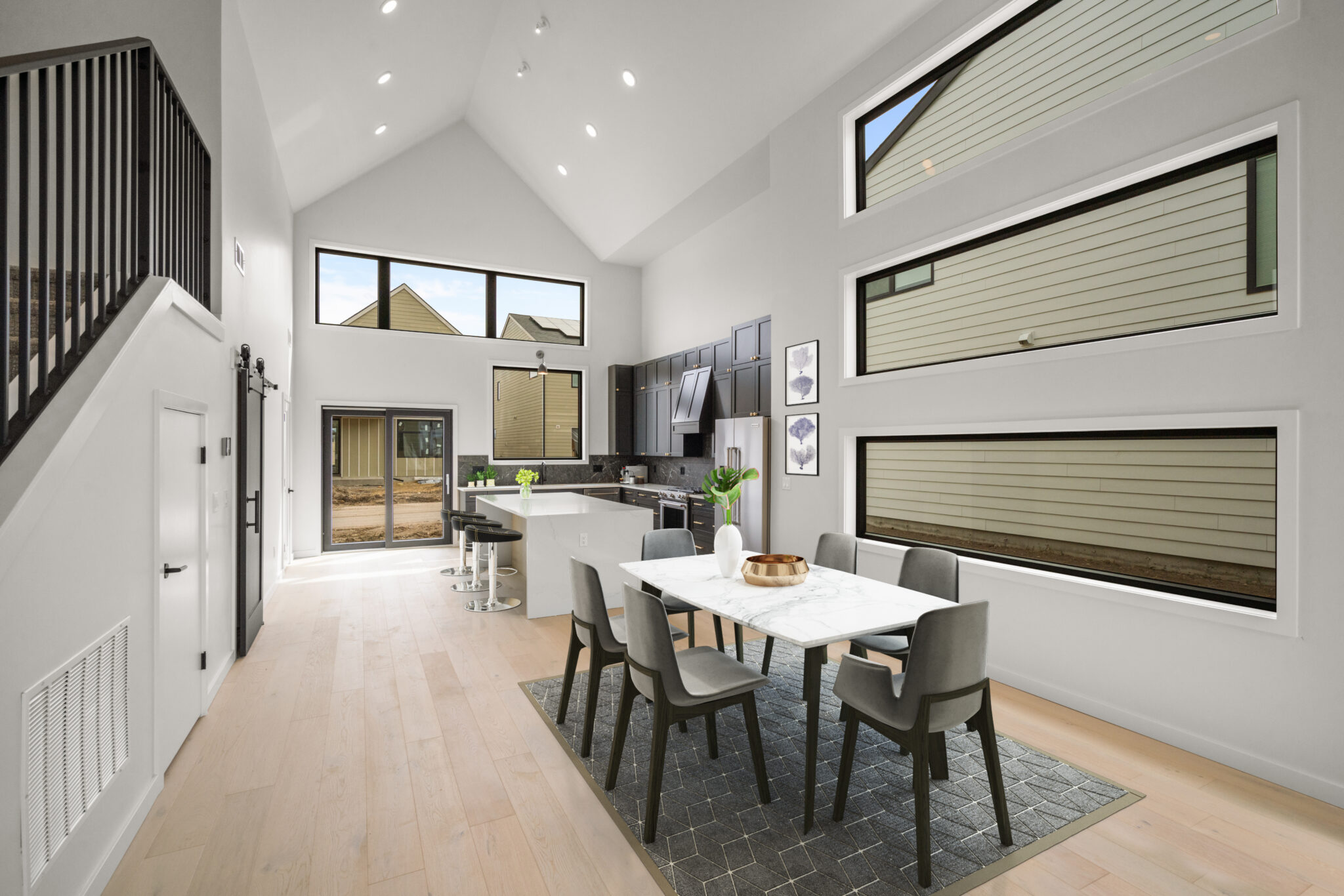 Dining Area - Kitchen - Saul Creative-3006 South 31st Avenue-Lisa Collins- Berkshire Hathaway-HomeServices-7023_final