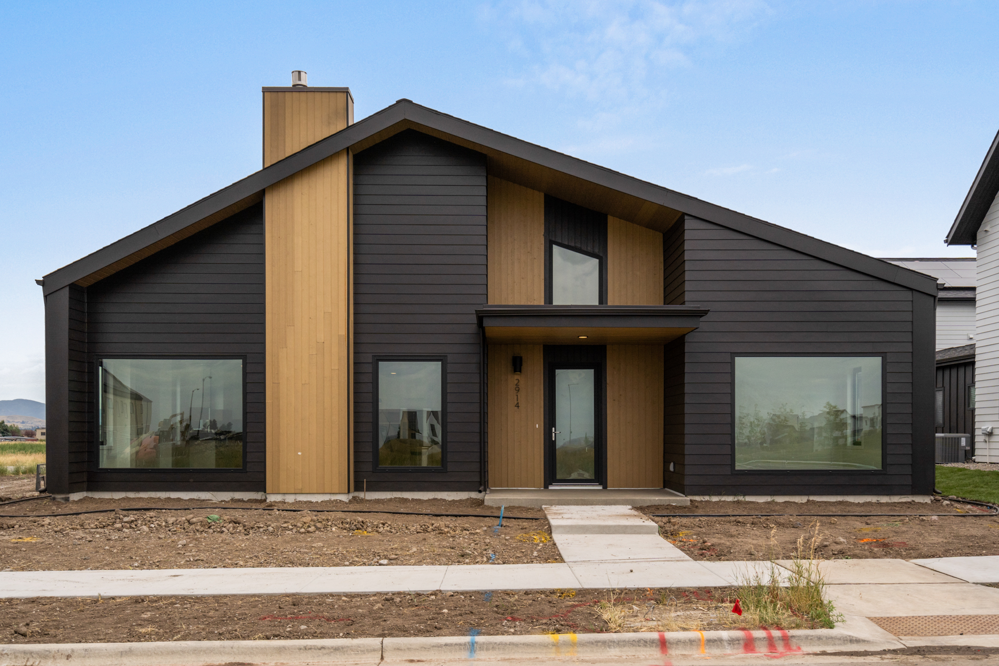Saul Creative-2914 South 28th Avenue-Lisa Collins-Berkshire Hathaway HomeServices-DSC07500