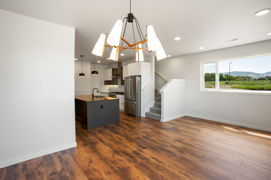 Saul Creative-3052 S 31st Ave-Everdawn Charles-Keller Williams Bozeman-DSC08619